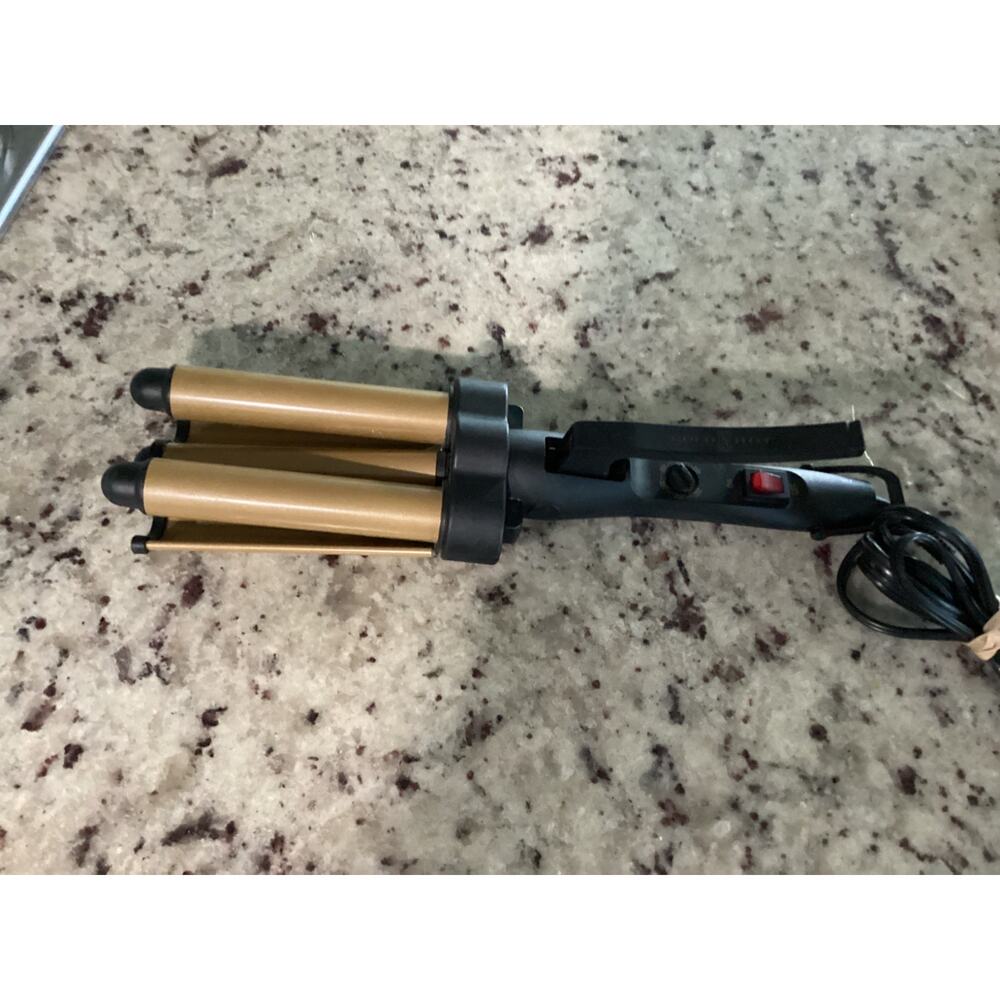 Gold 'N Hot GH3011 Triple Barrel Waver – Jumbo Ceramic Hair Tool, Gently Used